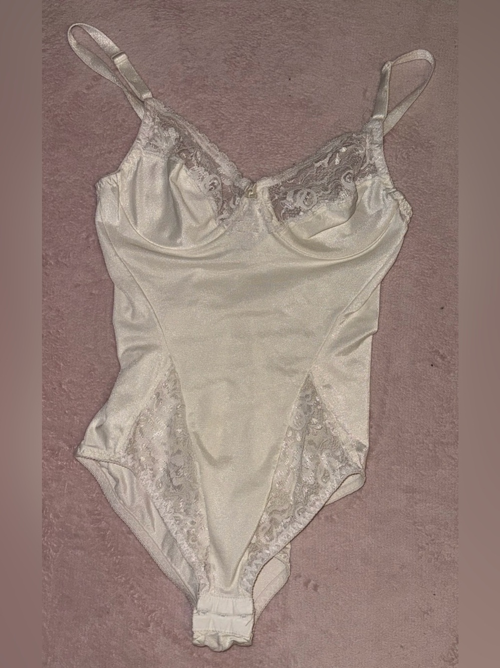 🤍 Vintage Ivory Lace Bodysuit 🤍